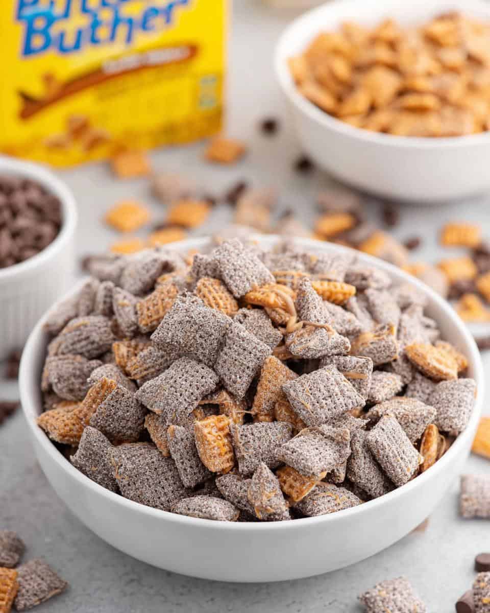 Butterfinger Puppy Chow - detail 1