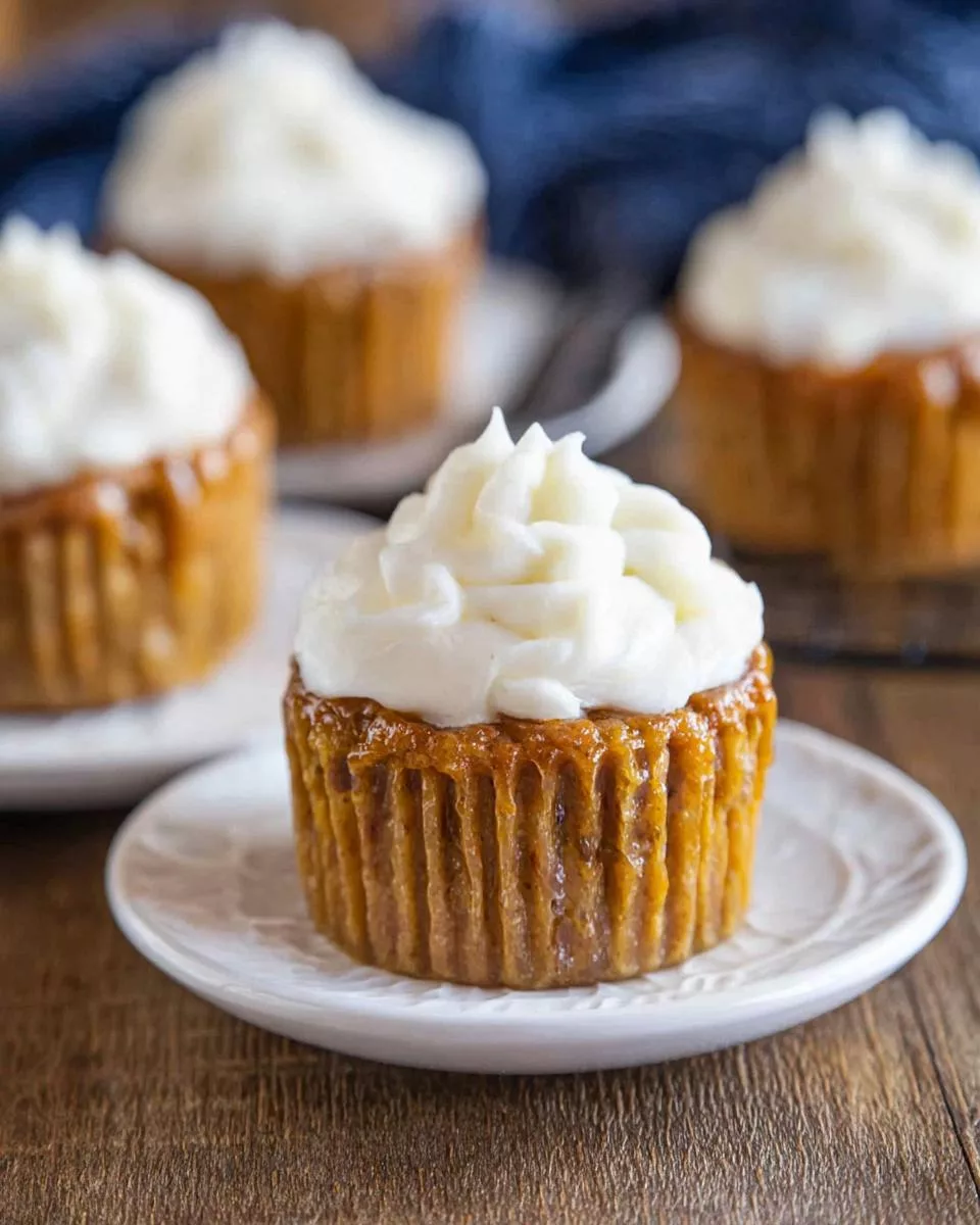 Pumpkin Pie Cupcakes - detail 2