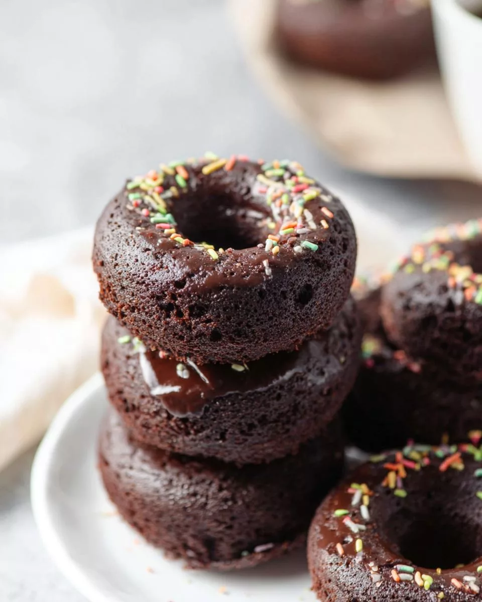 Baked Chocolate Donuts - detail 2