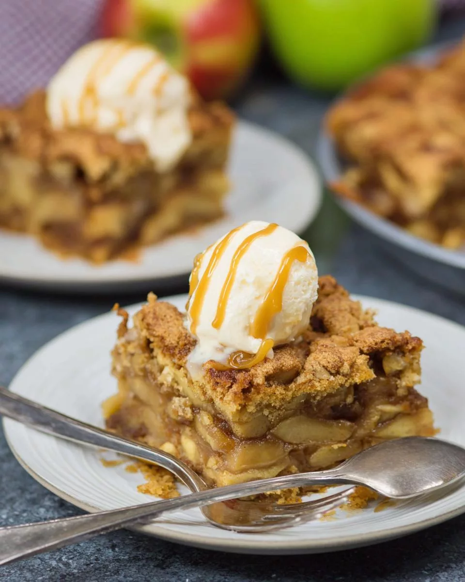 Caramel Apple Cake - detail 1