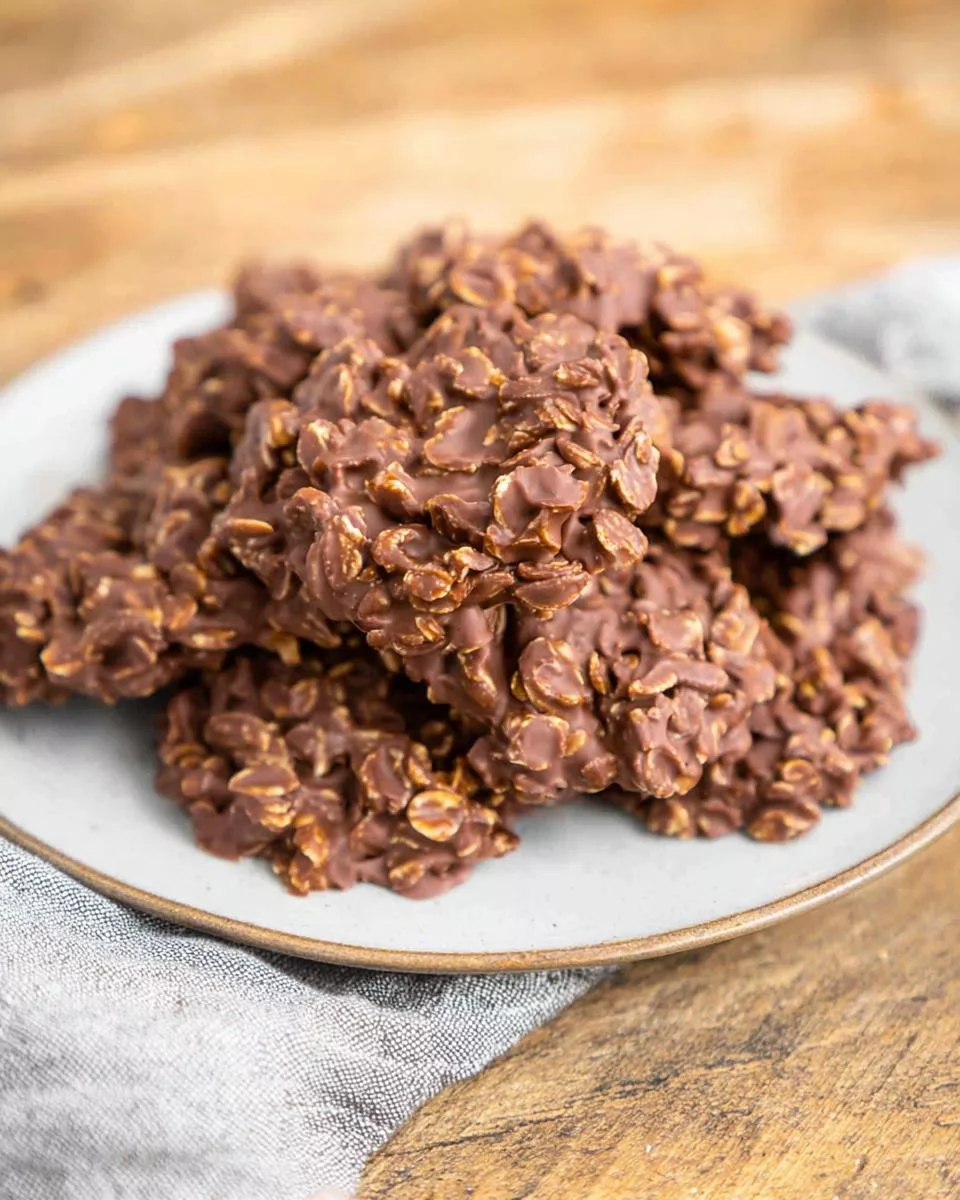 Chocolate Peanut Butter No Bake Cookies - detail 1