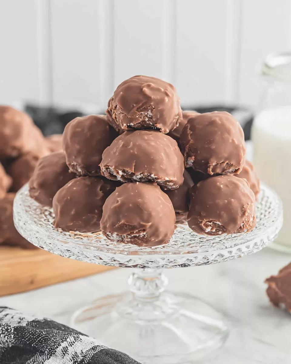 Coconut Chocolate Balls - detail 1