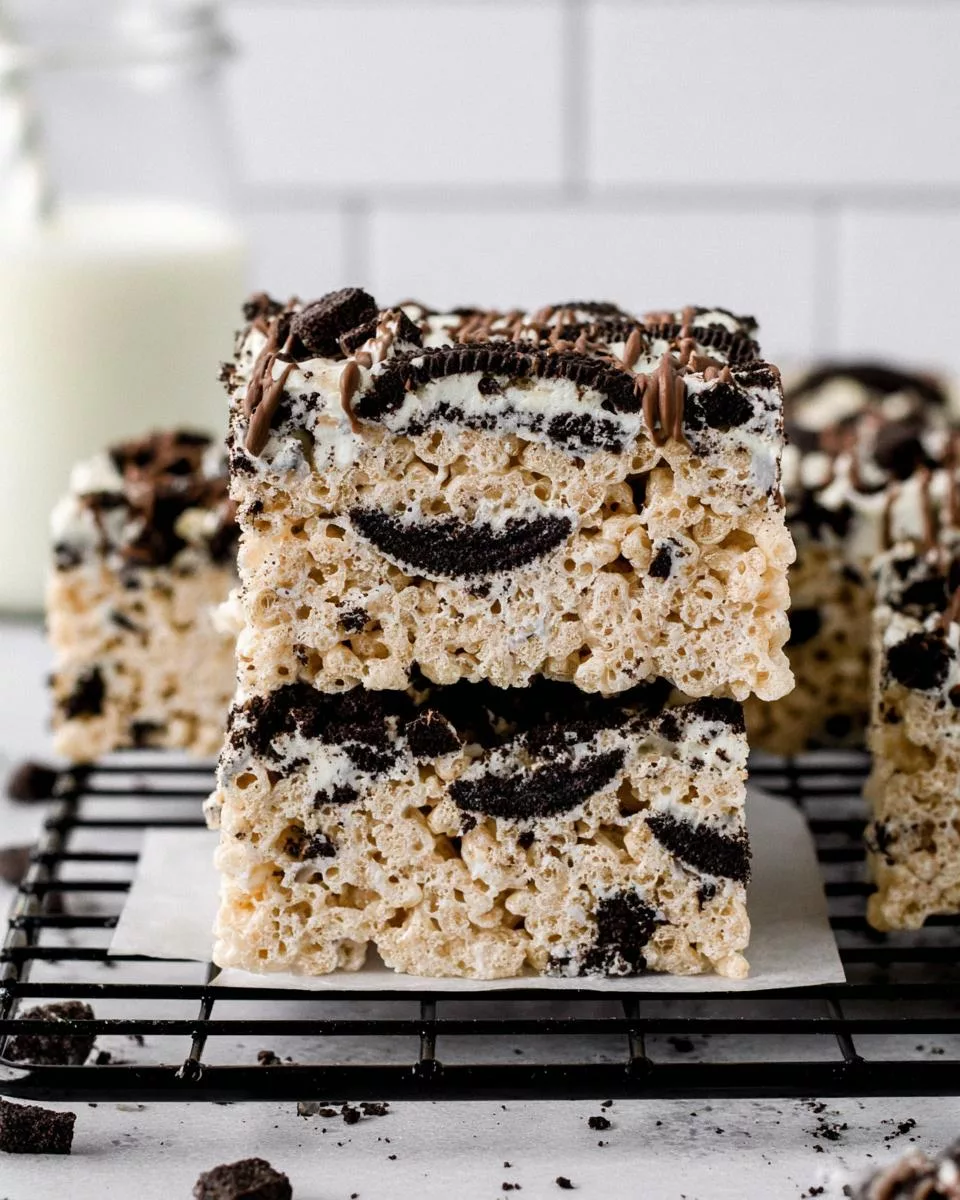 White Chocolate Oreo Rice Krispies - detail 1