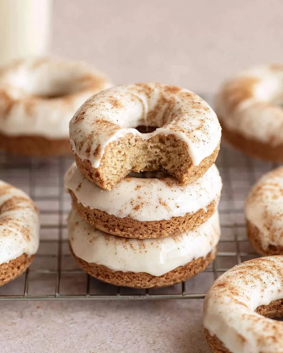 Cinnamon Roll Donuts - detail 2