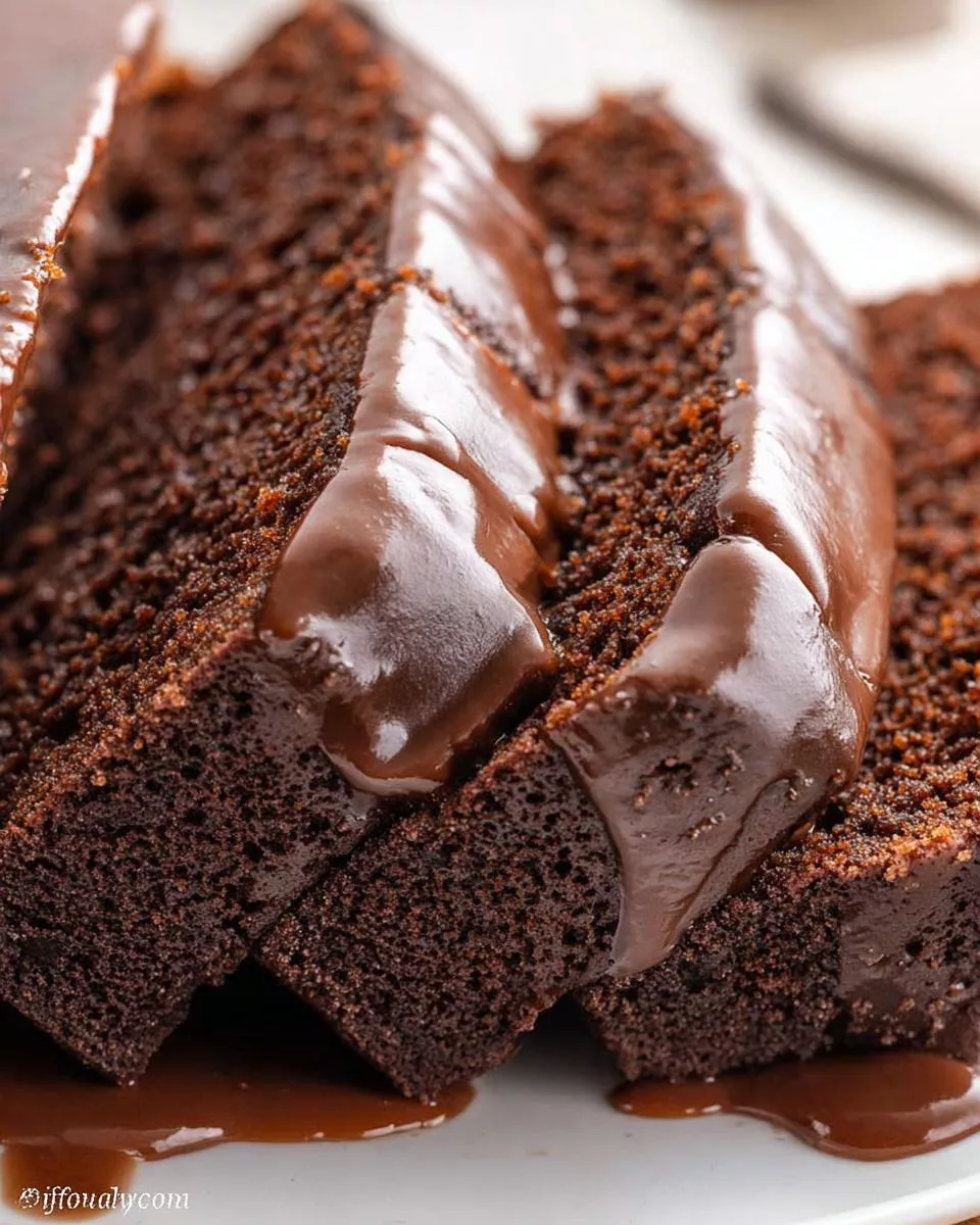 Chocolate Pound Cake - detail 1