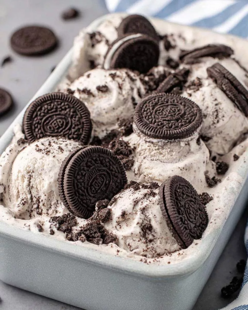 No-Churn Oreo Ice Cream - detail 2