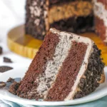 Oreo Cookies and Cream Cheesecake Cake